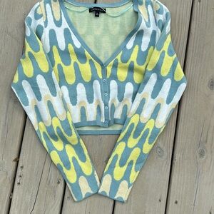 Kendall & Kylie crop sweater top. Size small